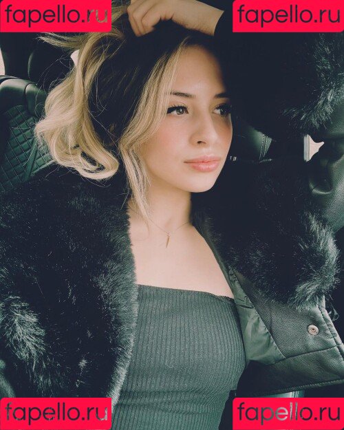 GillianAprils Onlyfans Photo Gallery 