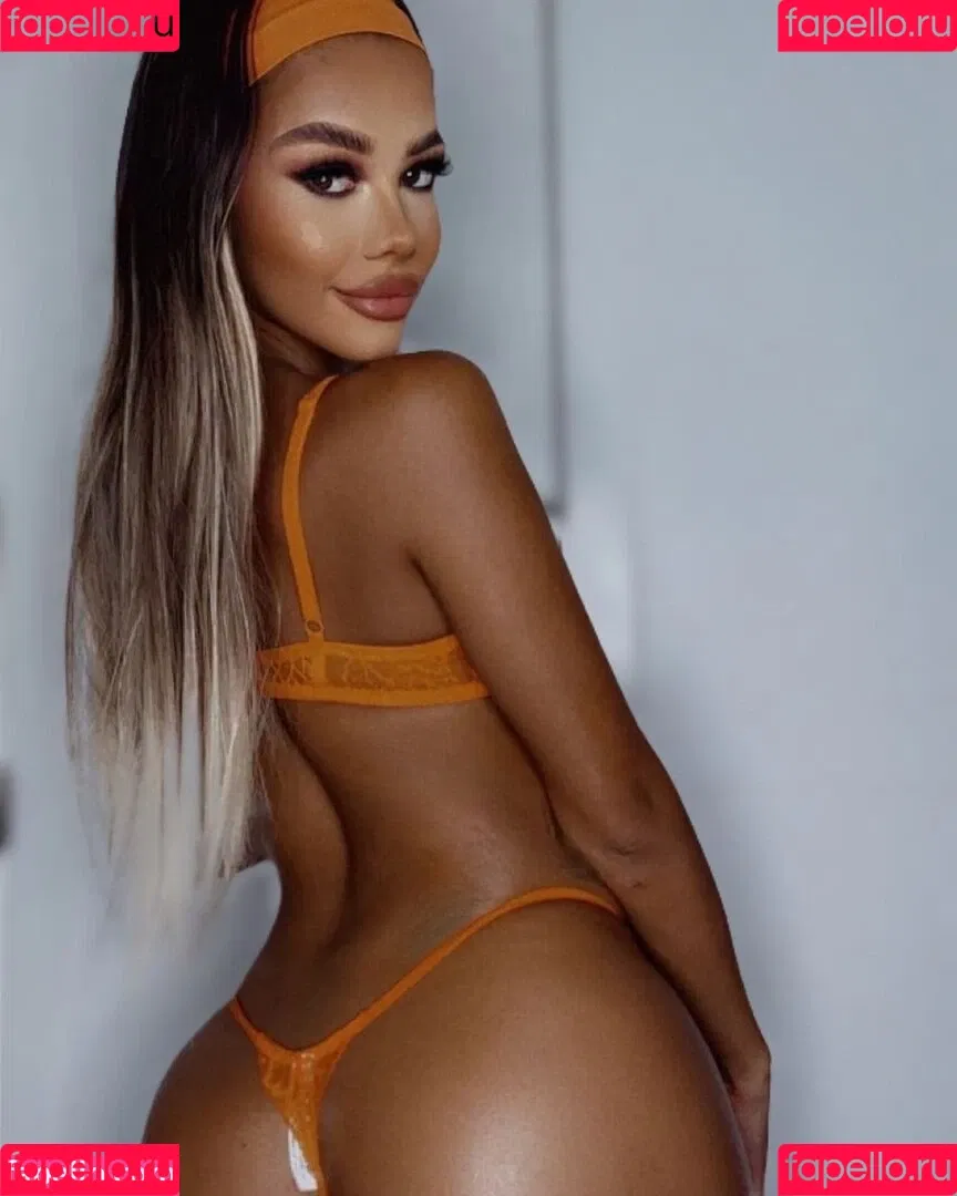 Melanie Collett Onlyfans Photo Gallery 