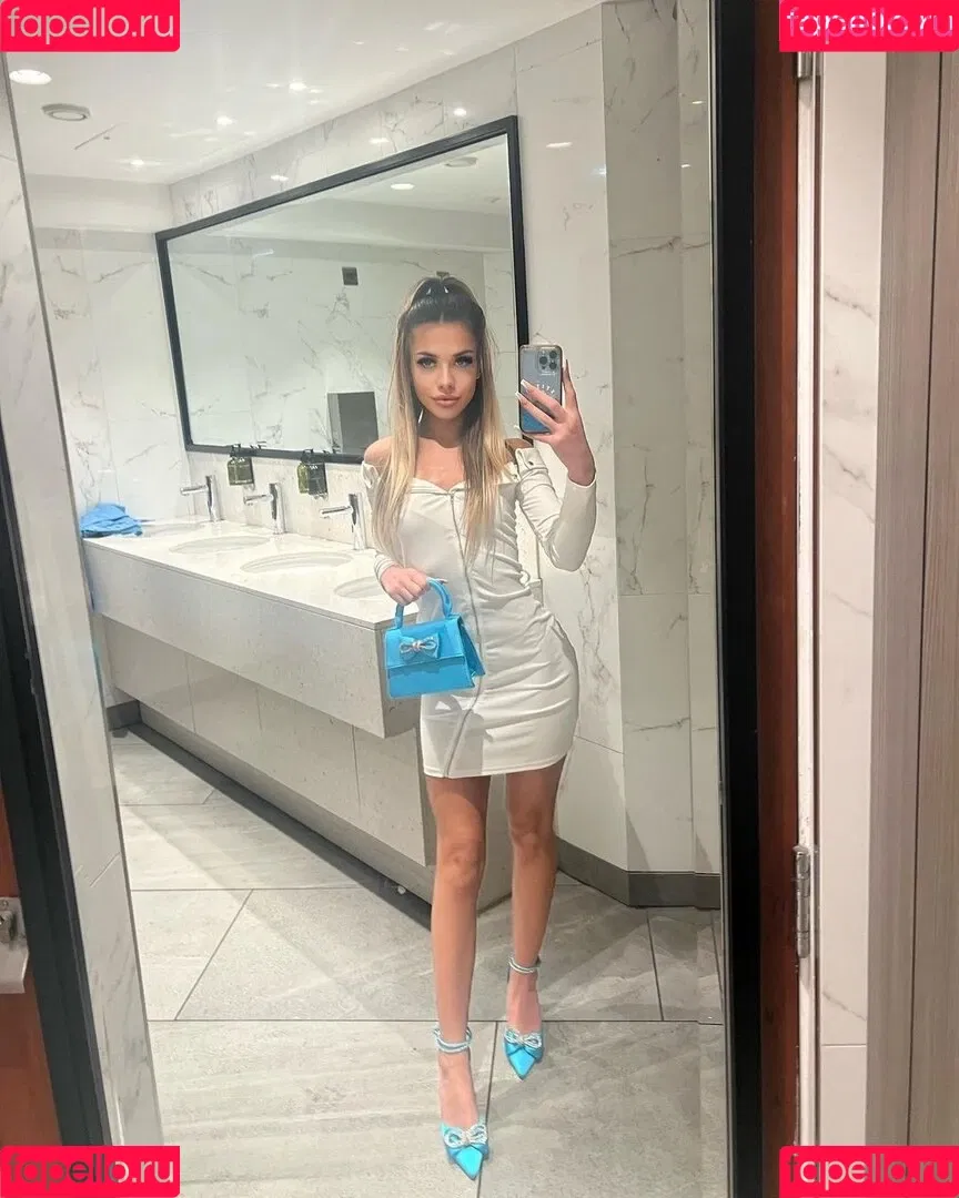 Melanie Collett Onlyfans Photo Gallery 