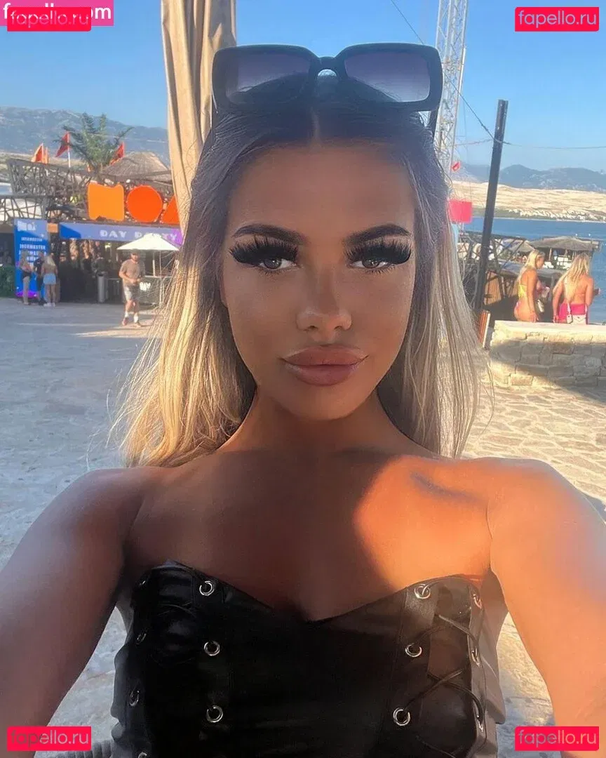 Melanie Collett Onlyfans Photo Gallery 