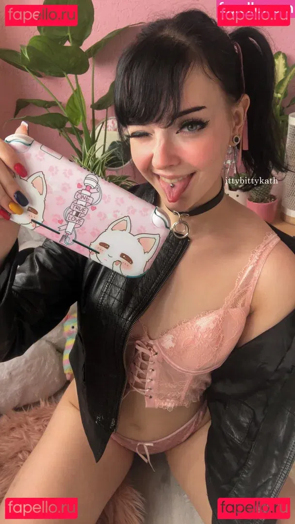 FeyaFern Onlyfans Photo Gallery 