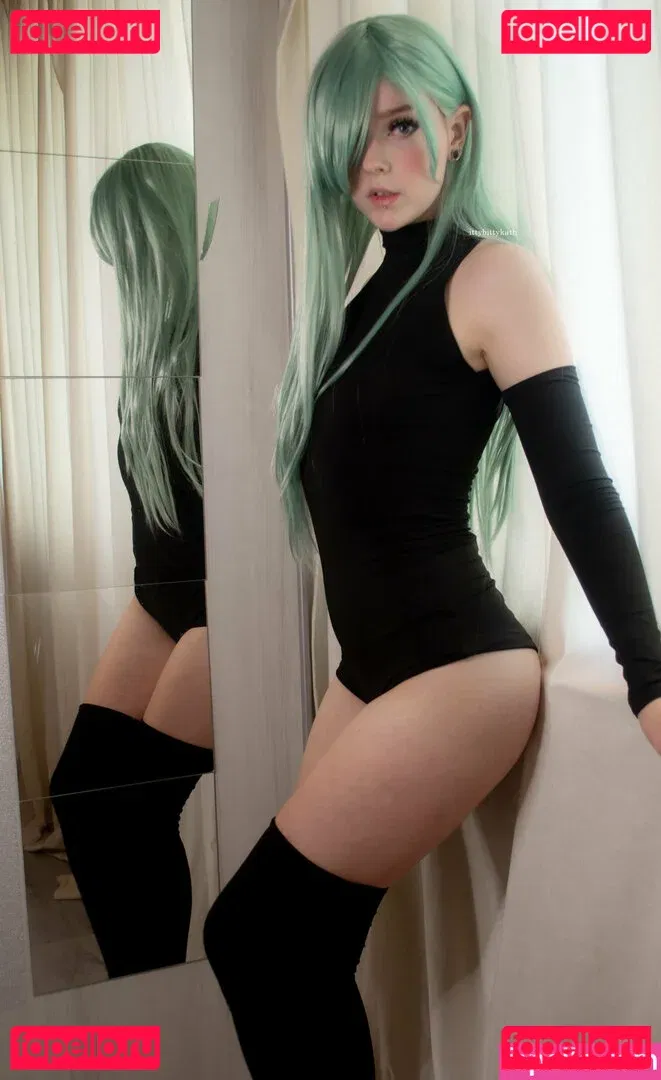 FeyaFern Onlyfans Photo Gallery 