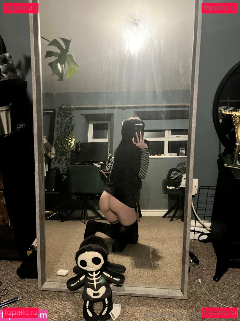 zeehell Onlyfans Photo Gallery 