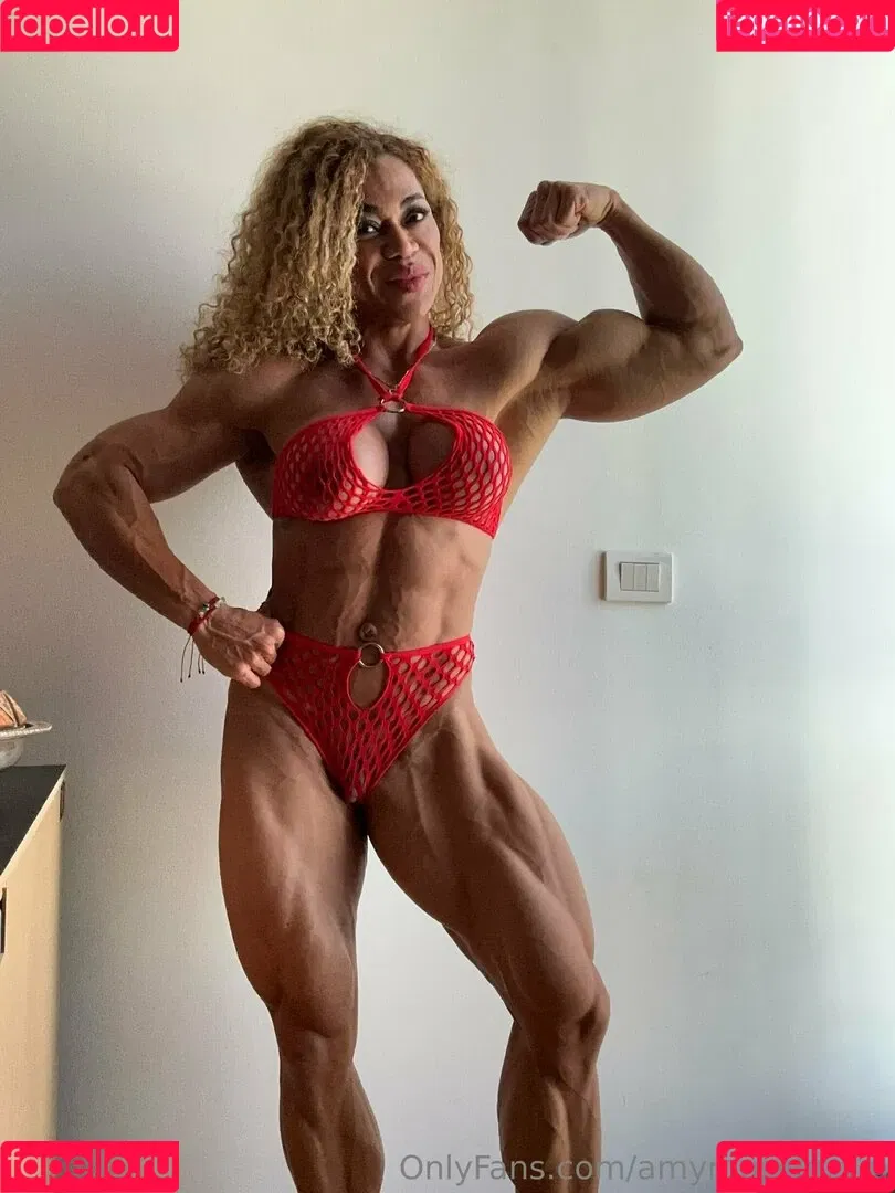Amymuscle Onlyfans Photo Gallery 