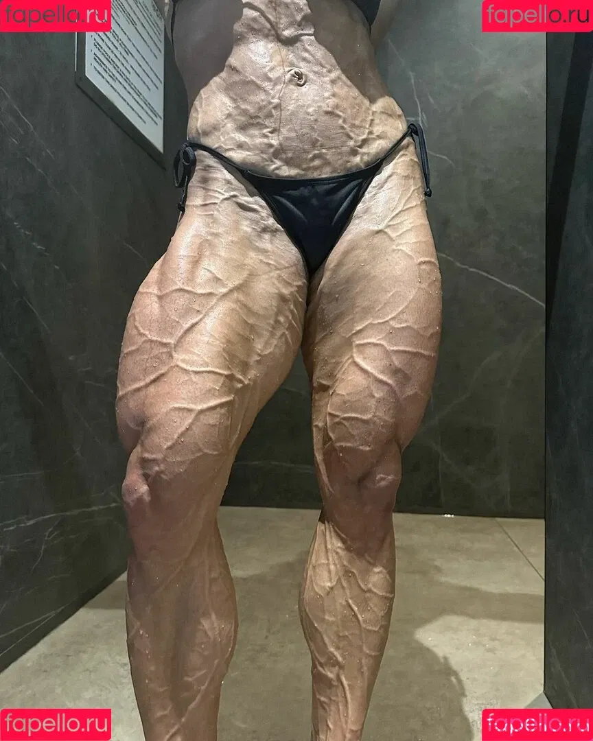 Amymuscle Onlyfans Photo Gallery 