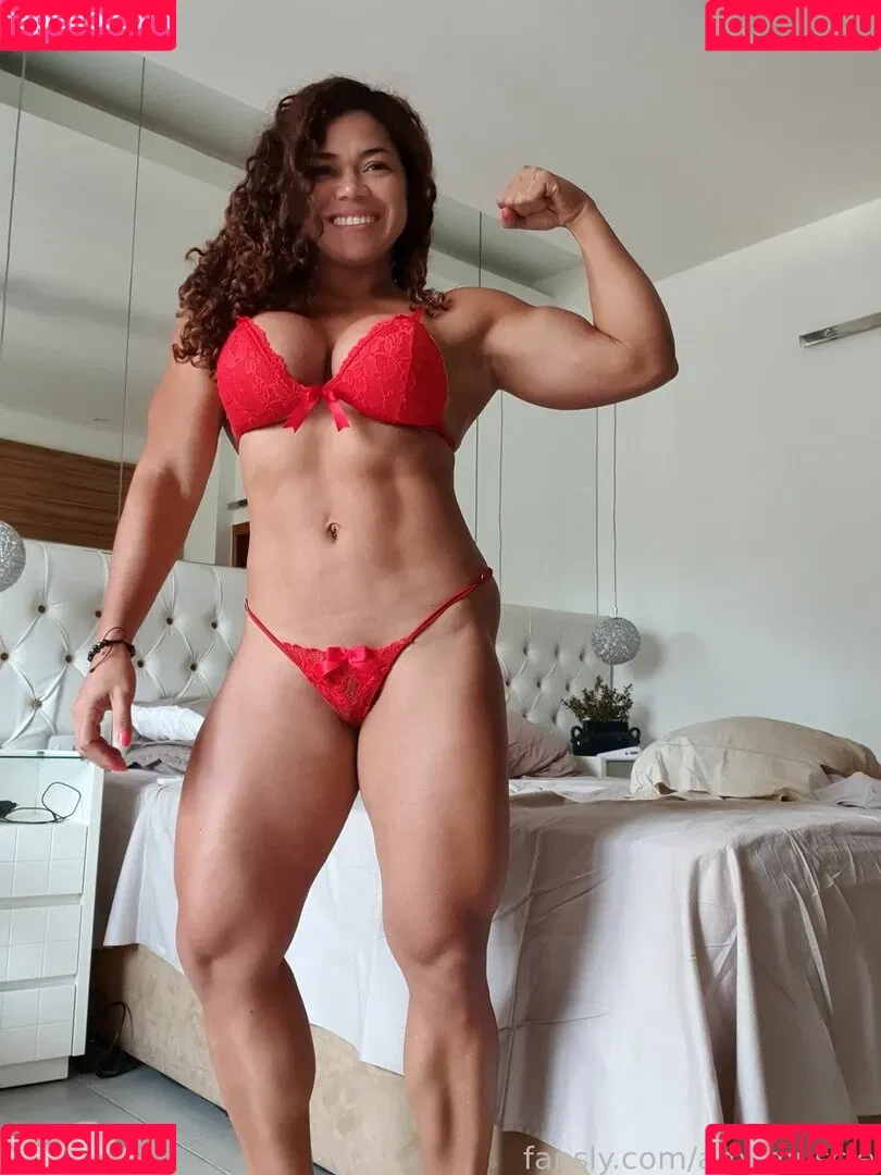 Amymuscle Onlyfans Photo Gallery 