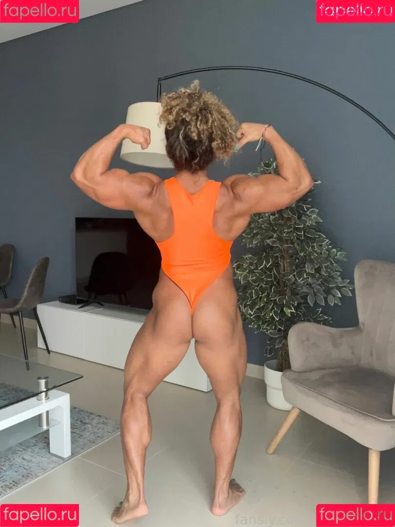 Amymuscle Onlyfans Photo Gallery 