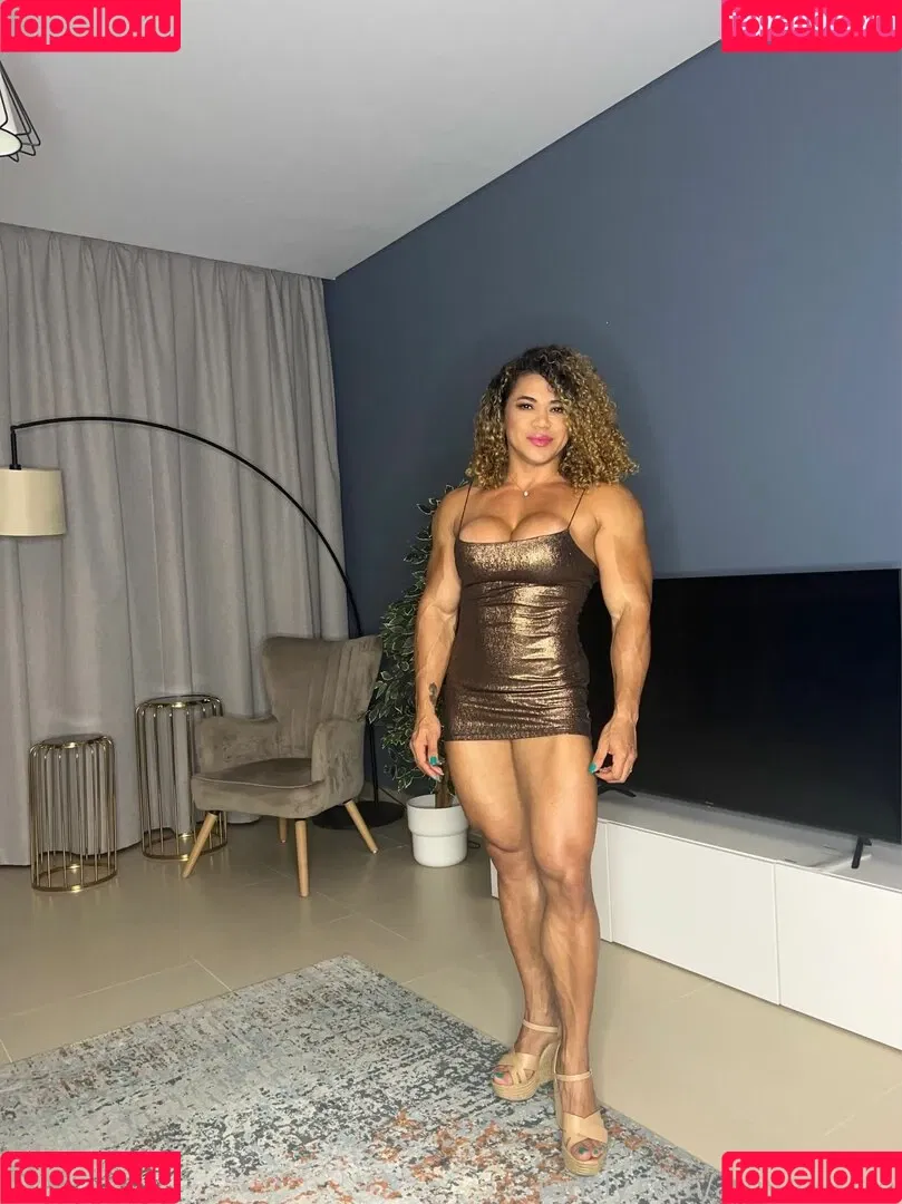 Amymuscle Onlyfans Photo Gallery 
