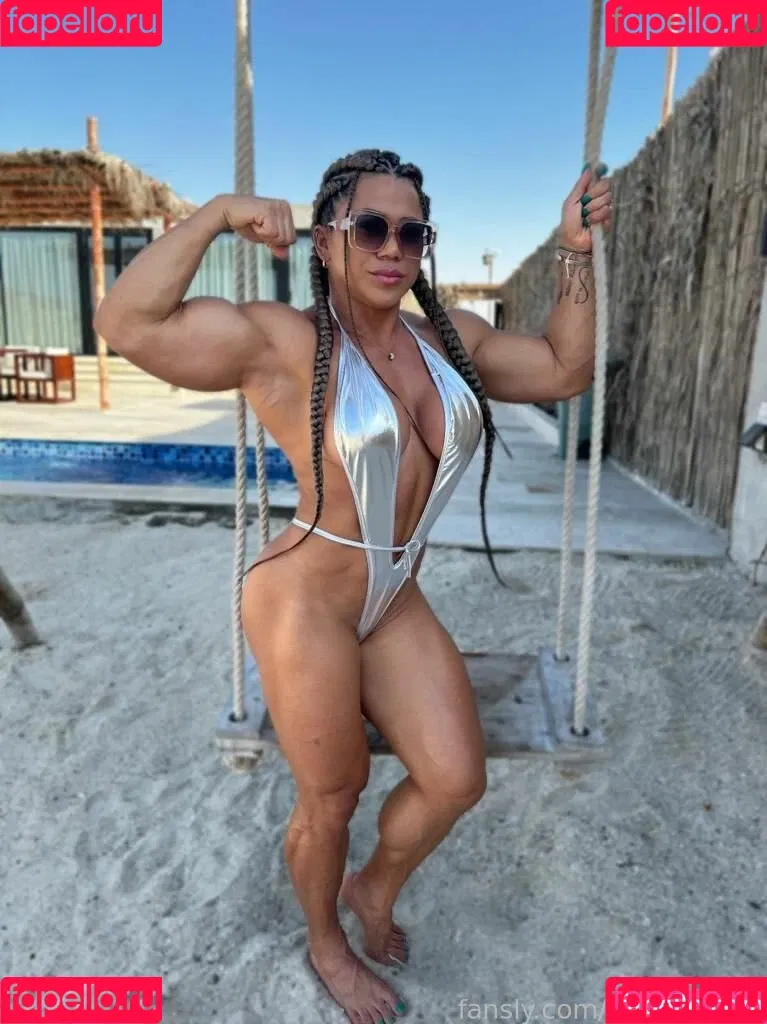 Amymuscle Onlyfans Photo Gallery 