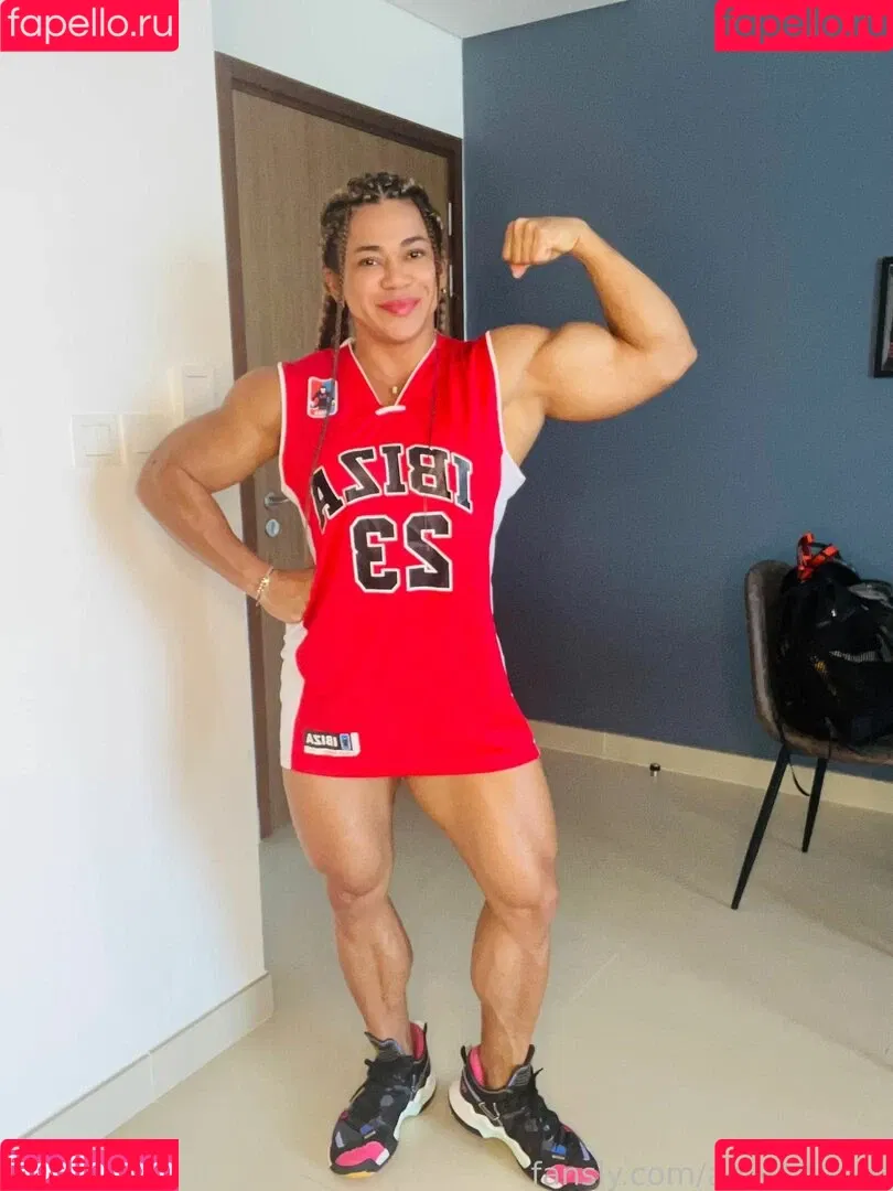 Amymuscle Onlyfans Photo Gallery 