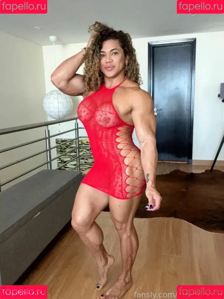 Amymuscle Onlyfans Photo Gallery 