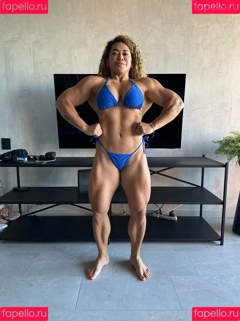 Amymuscle Onlyfans Photo Gallery 