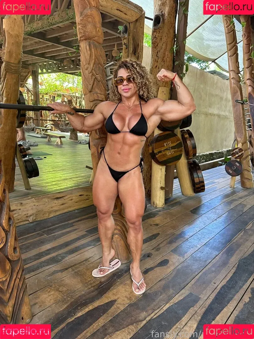 Amymuscle Onlyfans Photo Gallery 