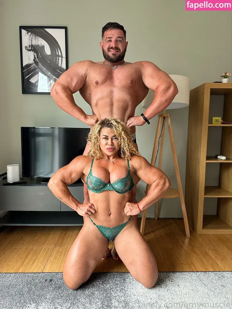 Amymuscle Onlyfans Photo Gallery 