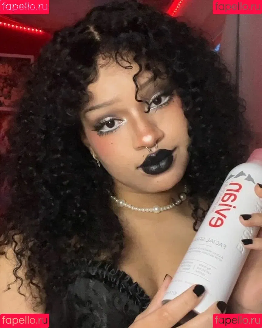 Eden's Garden ASMR Onlyfans Photo Gallery 