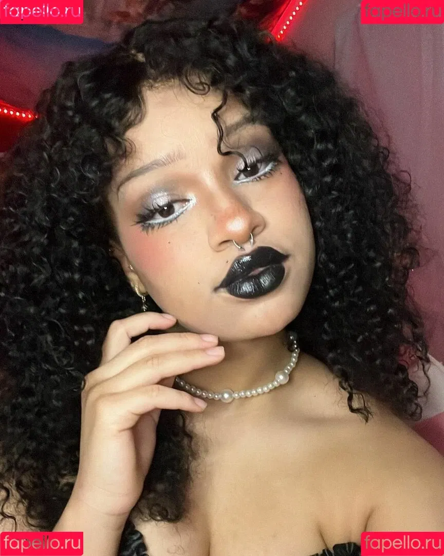 Eden's Garden ASMR Onlyfans Photo Gallery 