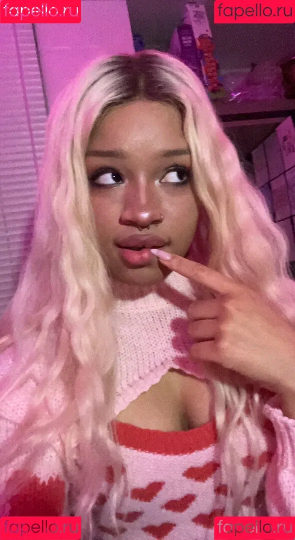 Eden's Garden ASMR Onlyfans Photo Gallery 