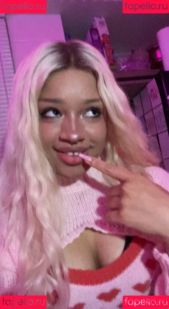 Eden's Garden ASMR Onlyfans Photo Gallery 