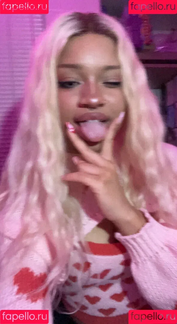 Eden's Garden ASMR Onlyfans Photo Gallery 