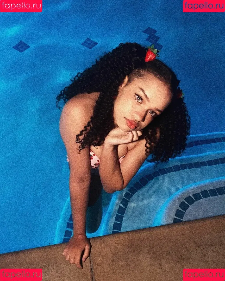 Eden's Garden ASMR Onlyfans Photo Gallery 