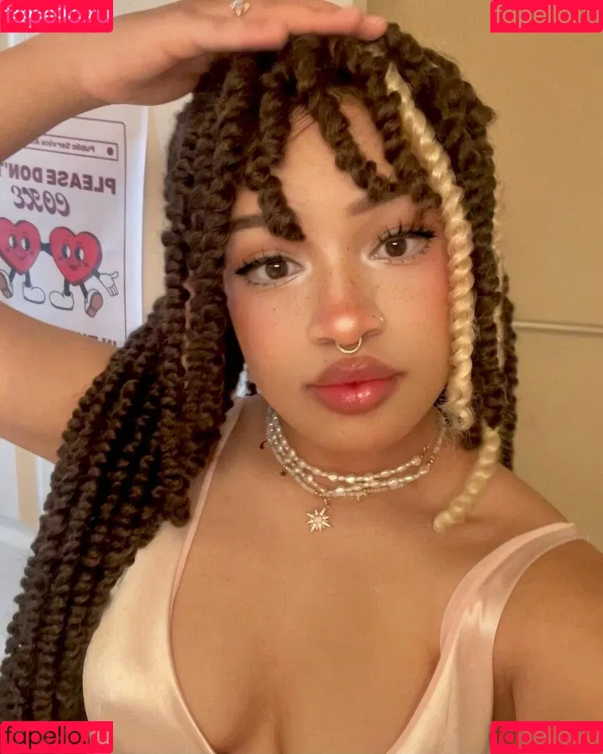 Eden's Garden ASMR Onlyfans Photo Gallery 