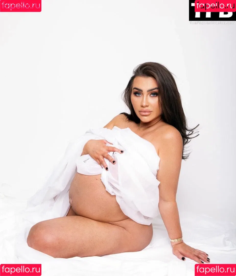 Lauren Goodger Onlyfans Photo Gallery 