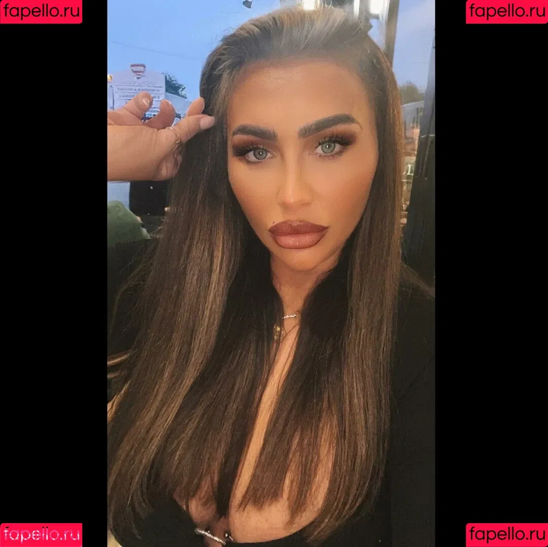 Lauren Goodger Onlyfans Photo Gallery 
