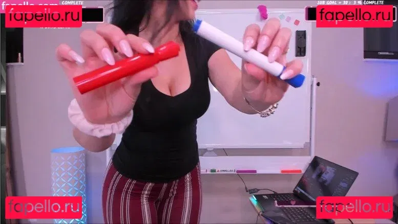 Bella Brookz Onlyfans Photo Gallery 