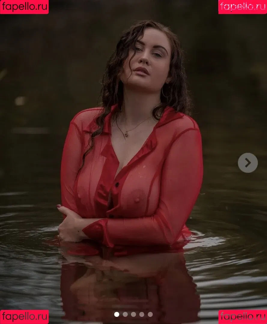 Celina Grimm Onlyfans Photo Gallery 