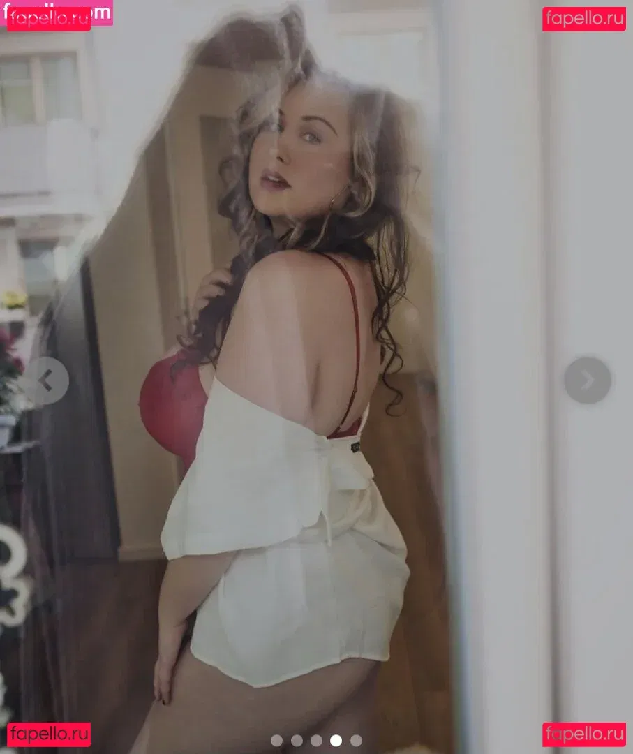 Celina Grimm Onlyfans Photo Gallery 