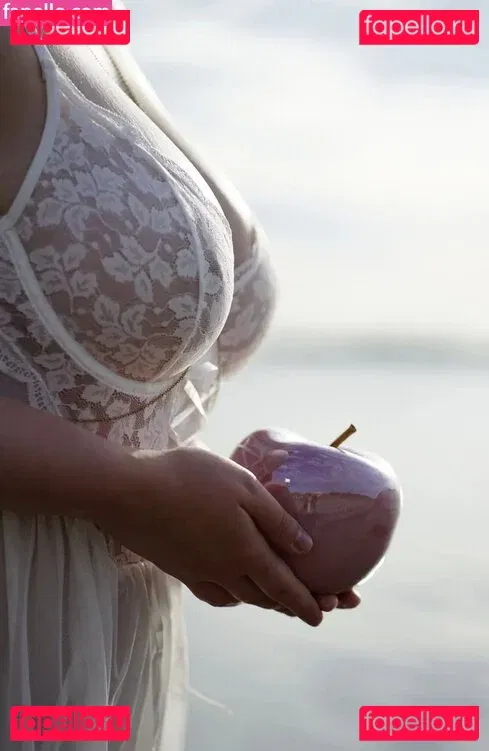 Celina Grimm Onlyfans Photo Gallery 