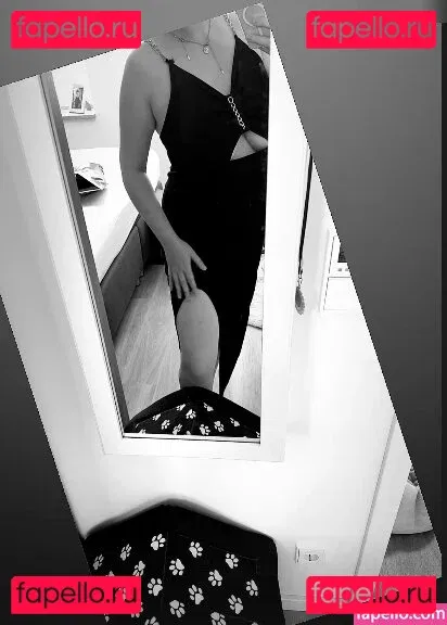 Celina Grimm Onlyfans Photo Gallery 