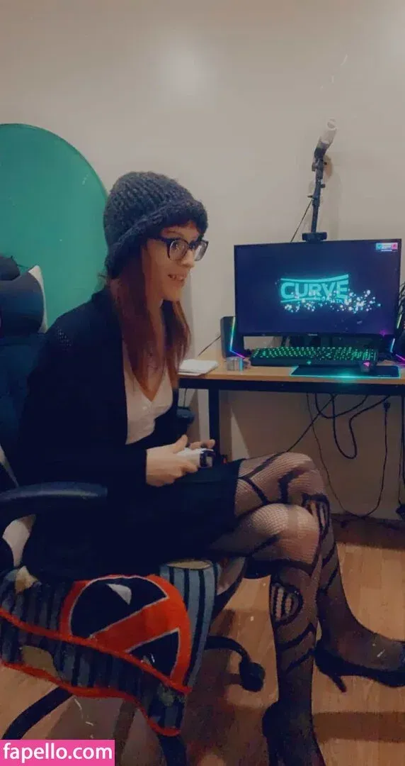 erinsifer Onlyfans Photo Gallery 