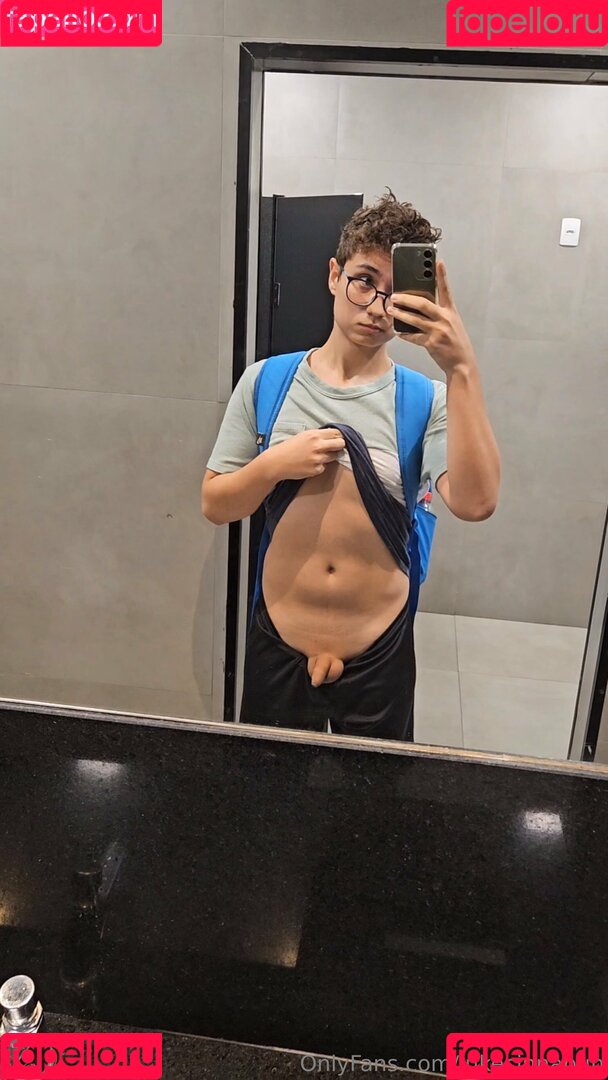 lukecinnabun Onlyfans Photo Gallery 