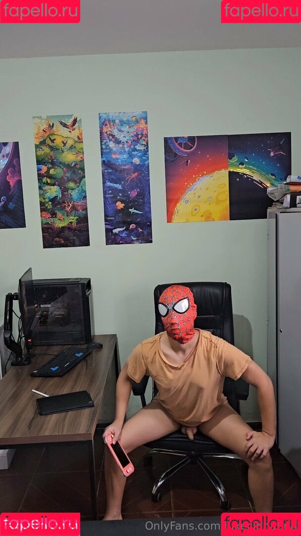 lukecinnabun Onlyfans Photo Gallery 