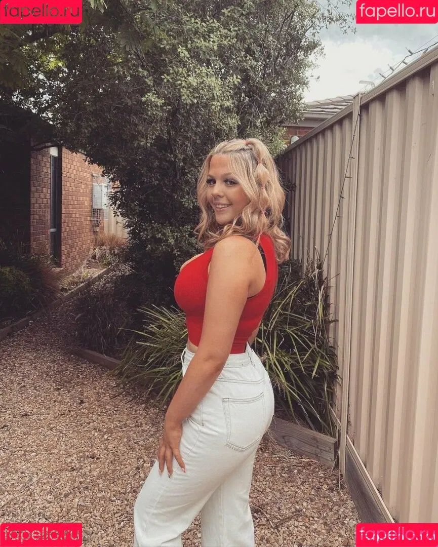 Chantelle A Onlyfans Photo Gallery 