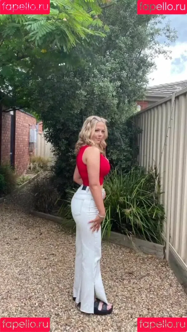 Chantelle A Onlyfans Photo Gallery 