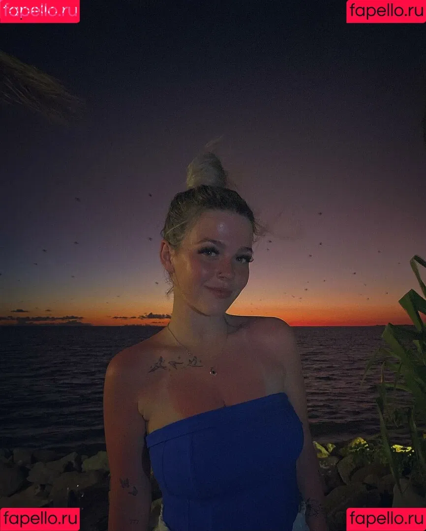 Chantelle A Onlyfans Photo Gallery 