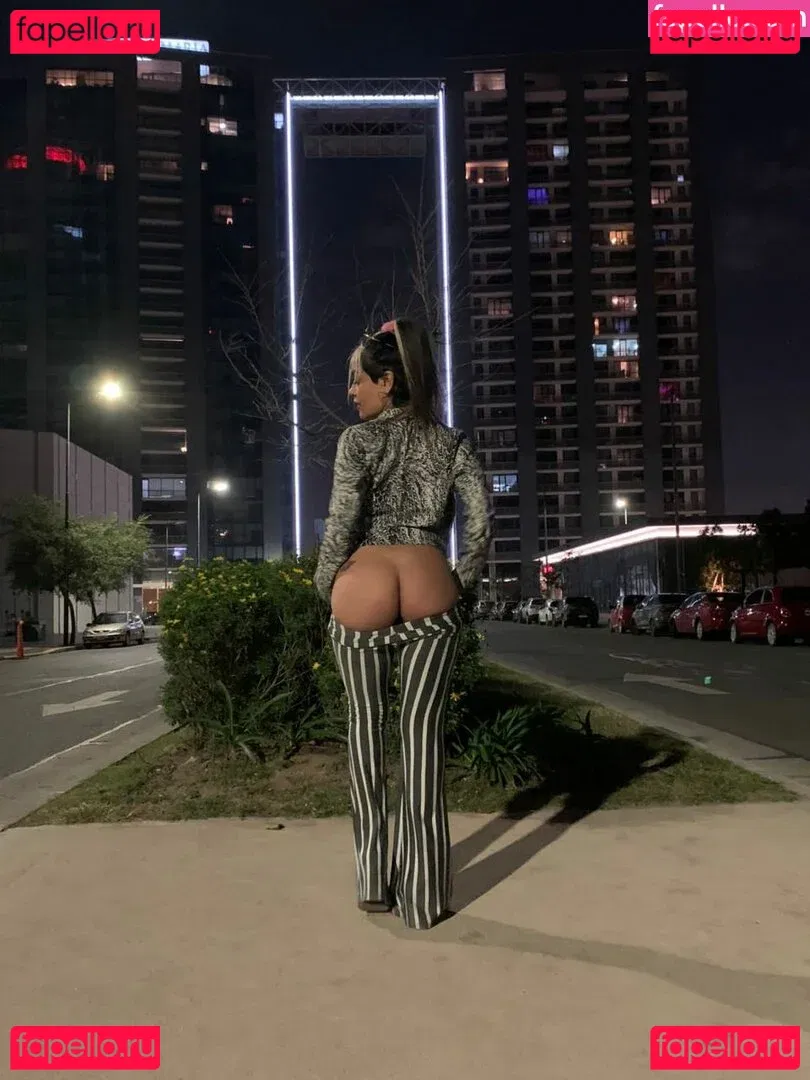 De Lizzy Onlyfans Photo Gallery 