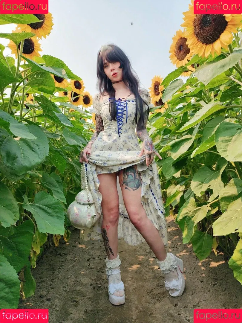 Riini Onlyfans Photo Gallery 