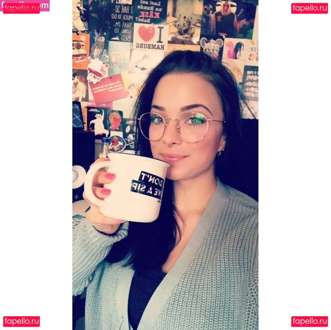 FreakinMagical Onlyfans Photo Gallery 