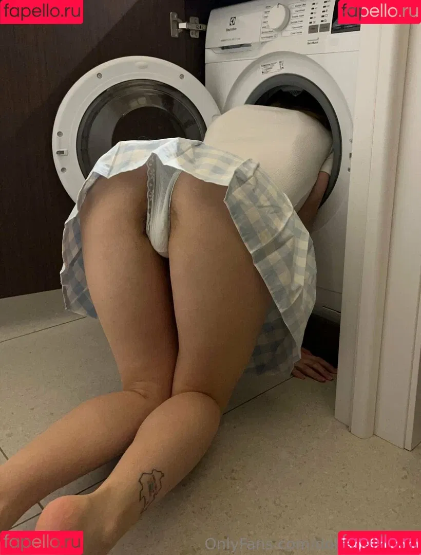 dollynextdoor Onlyfans Photo Gallery 