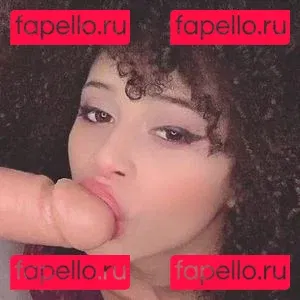 Miss Flat Onlyfans Photo Gallery 