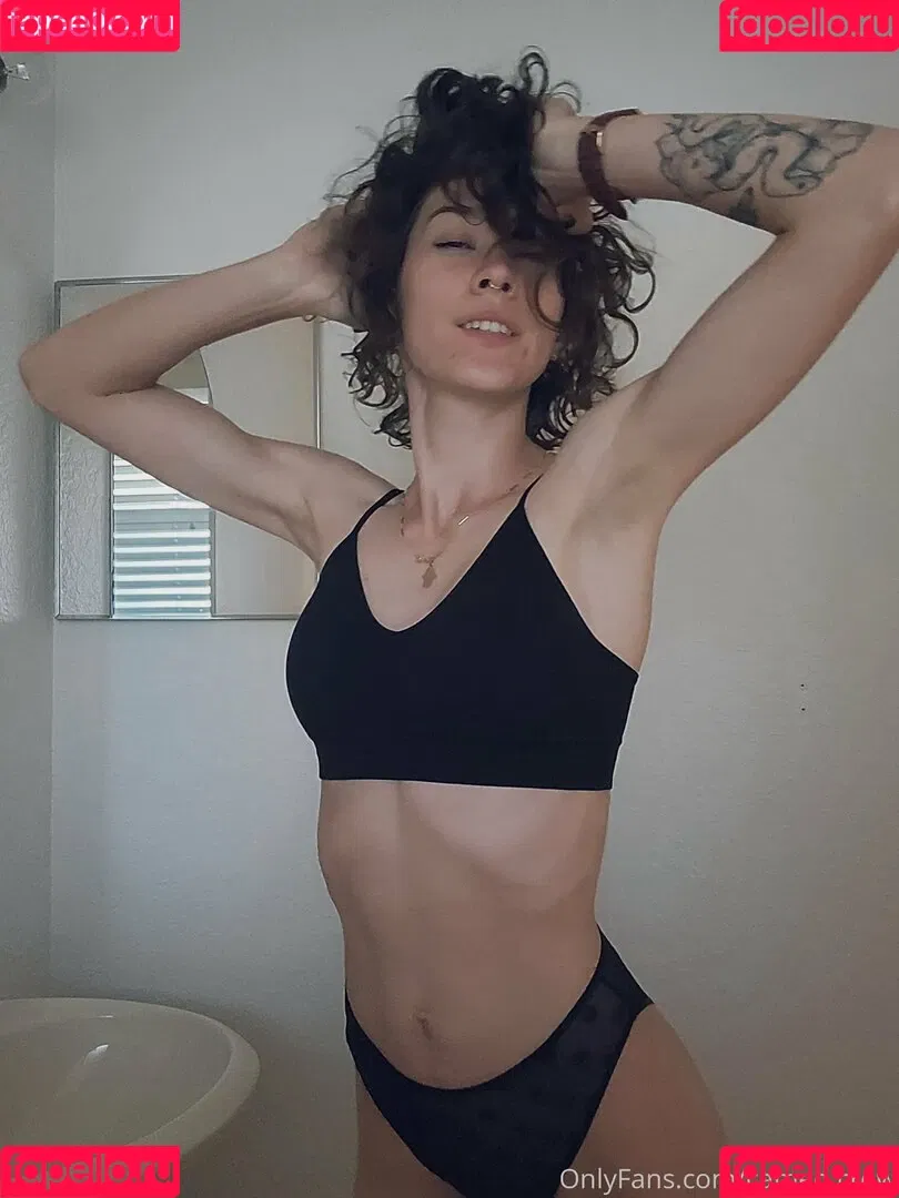 cameo.crow Onlyfans Photo Gallery 