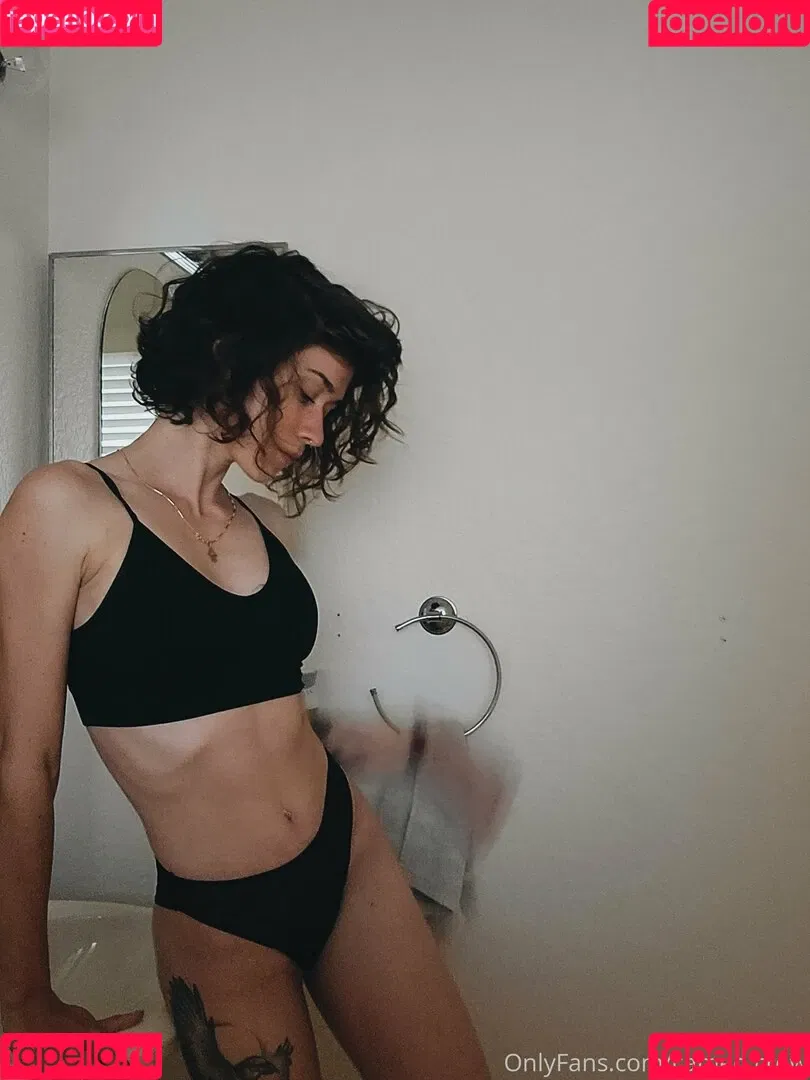 cameo.crow Onlyfans Photo Gallery 