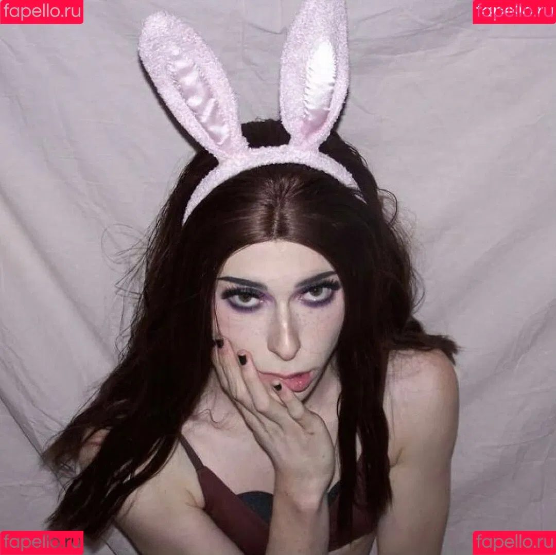 Aria Faye Onlyfans Photo Gallery 