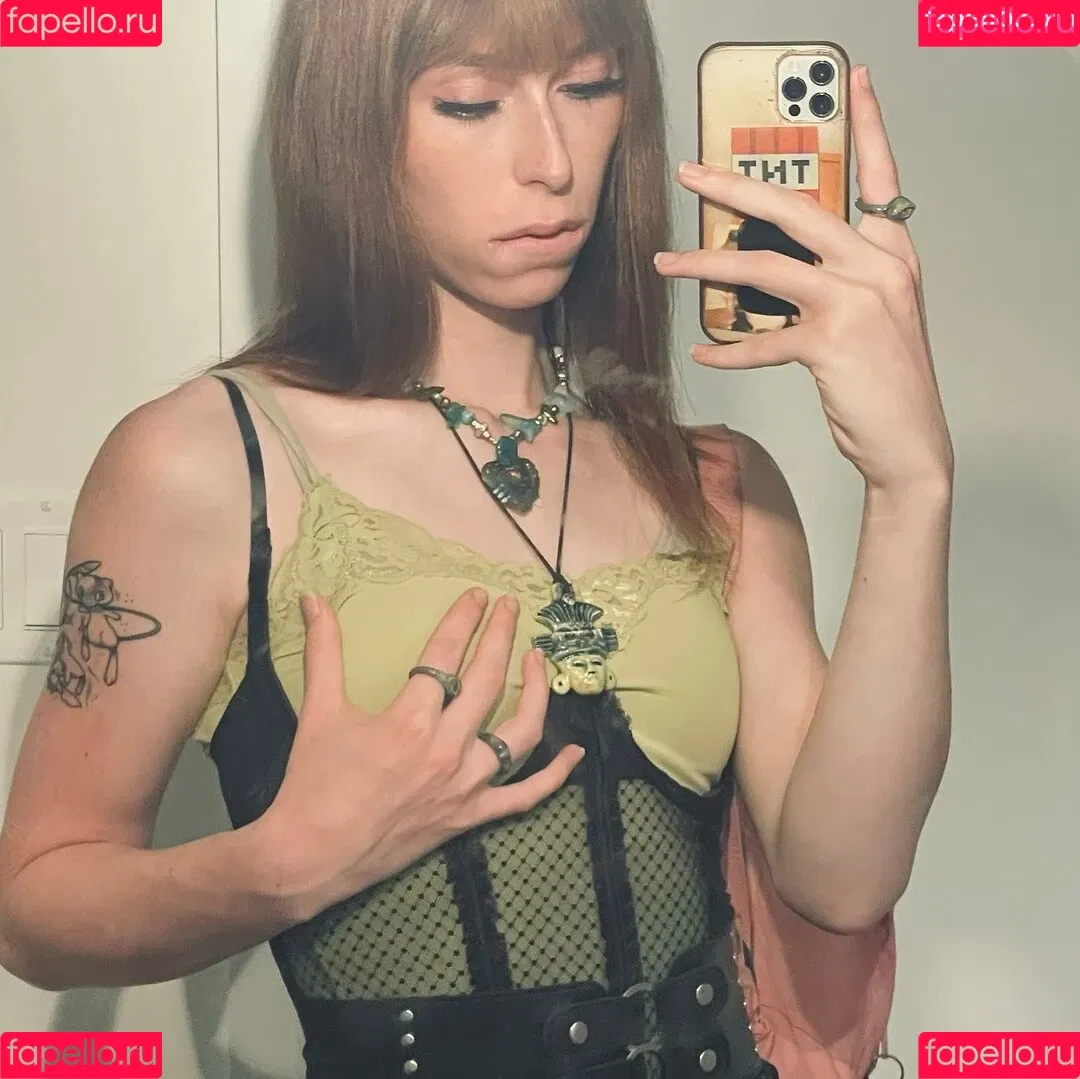 Aria Faye Onlyfans Photo Gallery 