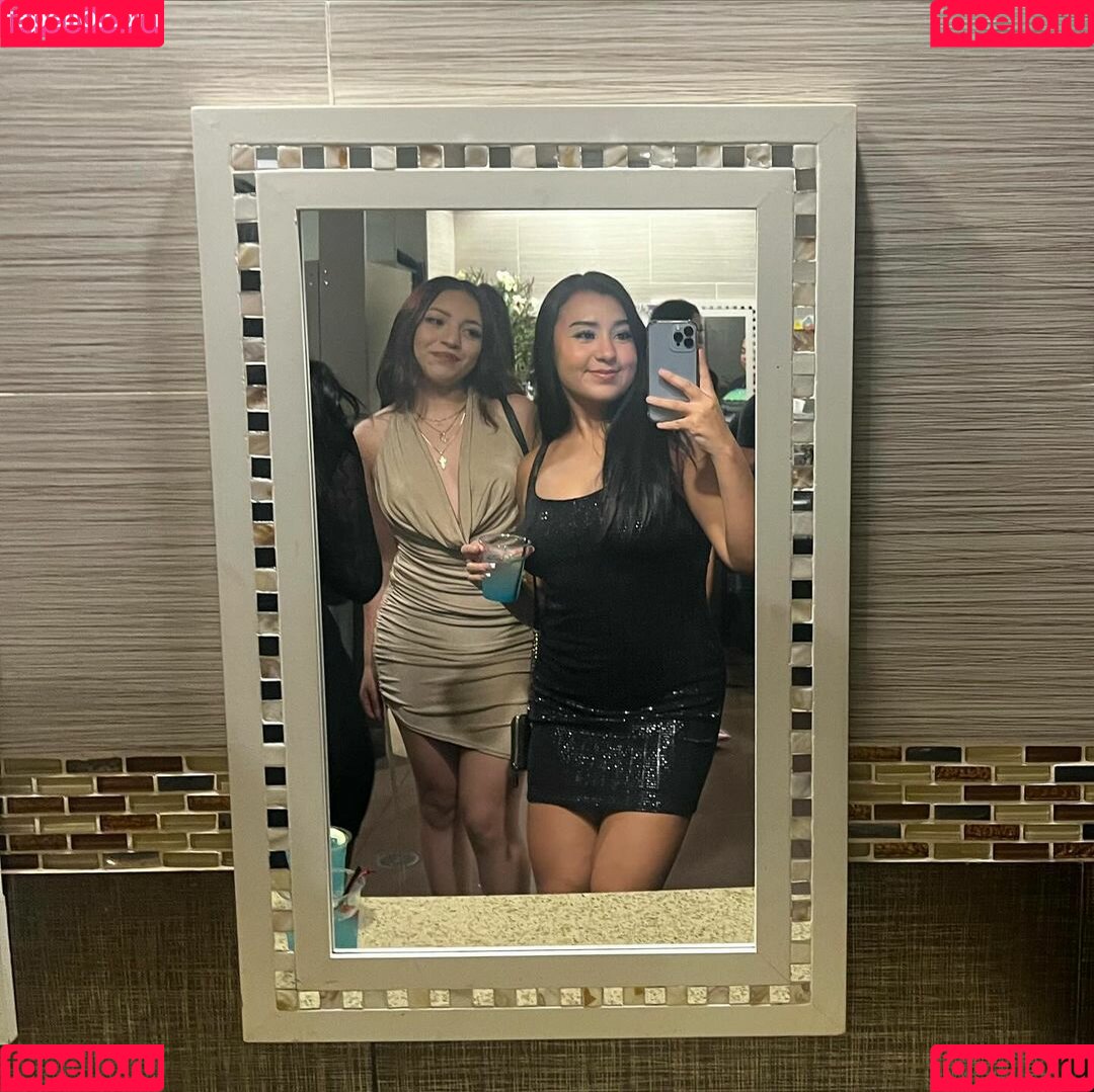 Alejandra Onlyfans Photo Gallery 