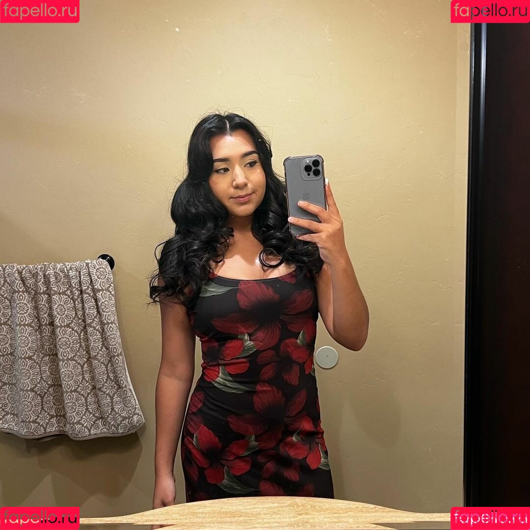 Alejandra Onlyfans Photo Gallery 