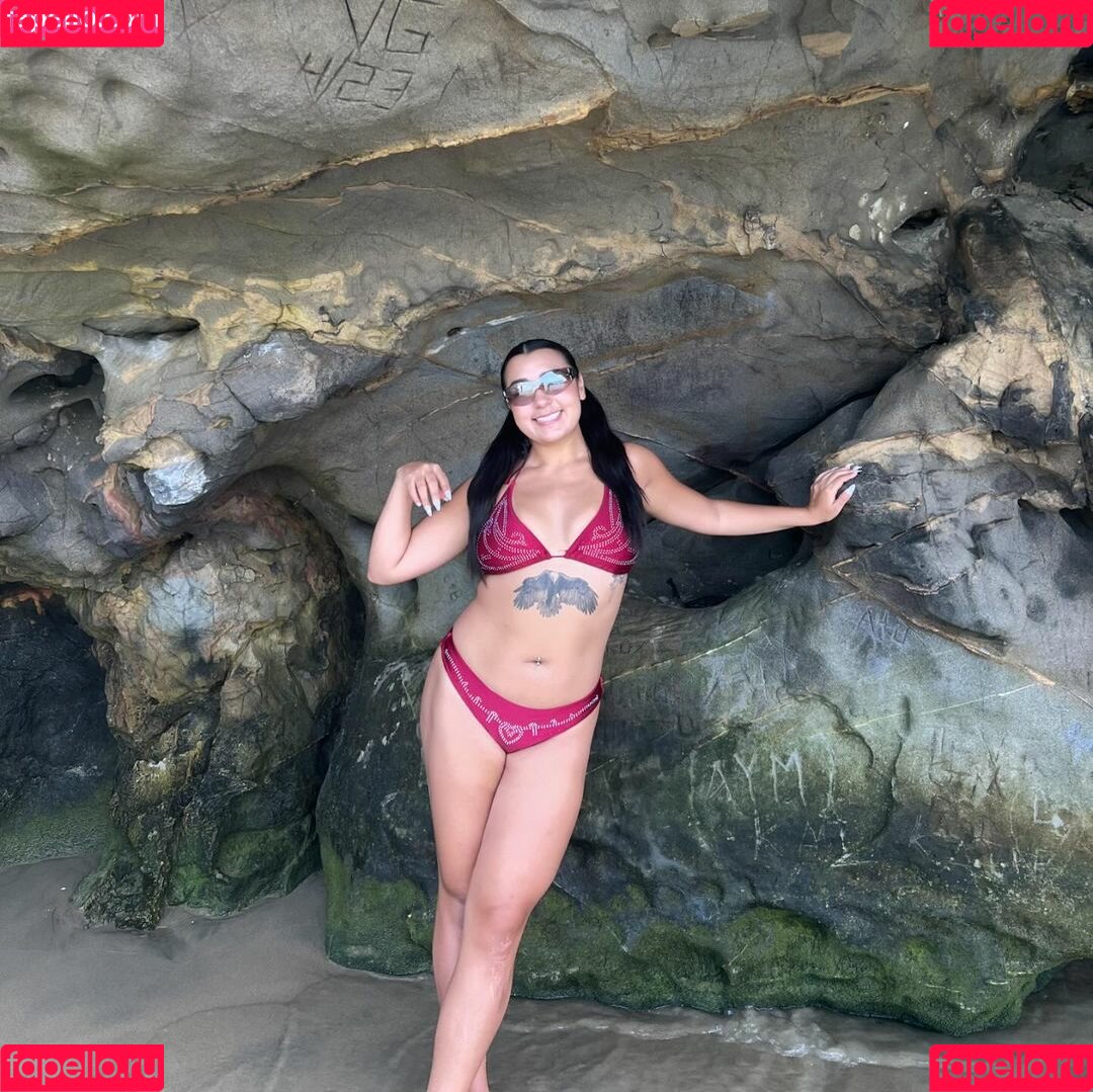 Alejandra Onlyfans Photo Gallery 
